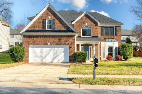 5652 Cambridge Bay Dr, Charlotte, NC 28269
