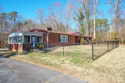 6264 Us 221 S Hwy S, Marion, NC 28752