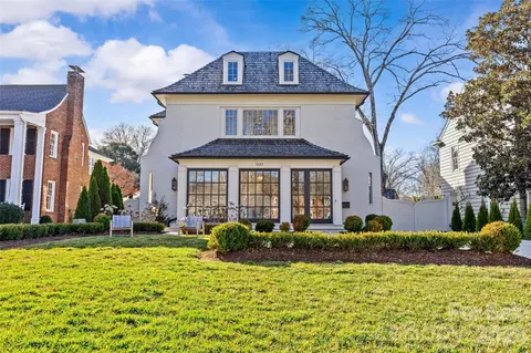1320 Biltmore Dr, Charlotte, NC 28207