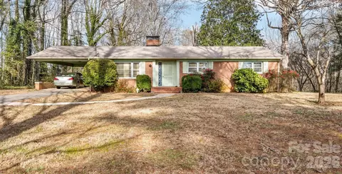 1200 Piedmont Rd, Morganton, NC 28655