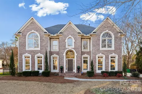 4210 Wallbrook Dr, Matthews, NC 28105
