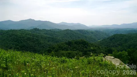 0000 Sunset Mtn, Bakersville, NC 28705
