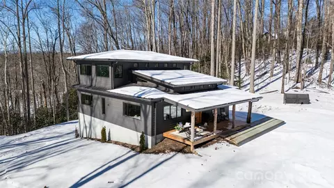 Exterior - 584 Springbrook Ln, Brevard, NC 28712 photo 3 of 5