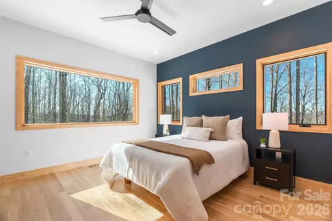 Bedroom - 584 Springbrook Ln, Brevard, NC 28712 photo 1 of 4