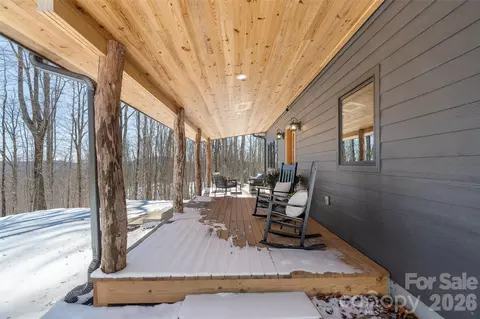 Exterior - 584 Springbrook Ln, Brevard, NC 28712 photo 2 of 5