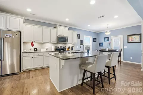1103 Clover Ln, Matthews, NC 28104 photo 10