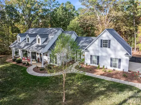 1595 Sierra Rd, York, SC 29745