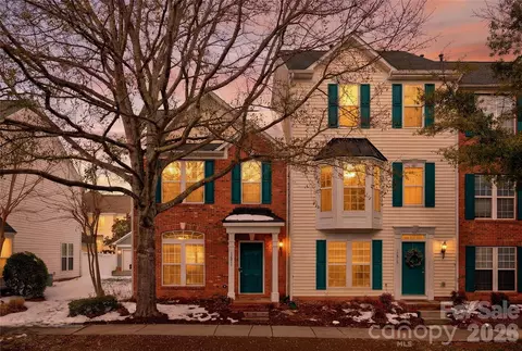 12811 Bullock Greenway Blvd, Charlotte, NC 28277