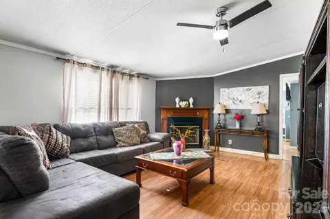 Living - 1817 Ellick Dr, Newton, NC 28658 photo 3 of 3