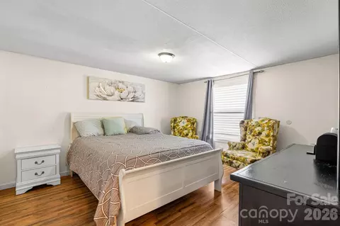 Bedroom - 1817 Ellick Dr, Newton, NC 28658 photo 3 of 3
