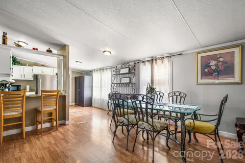 Dining - 1817 Ellick Dr, Newton, NC 28658 photo 1 of 1
