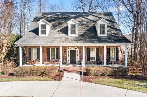214 Lytham Ln, Stanley, NC 28164