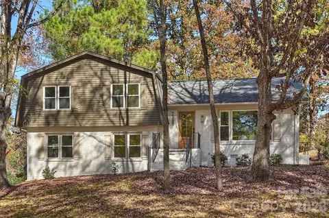 7506 Kilcullen Dr, Charlotte, NC 28270