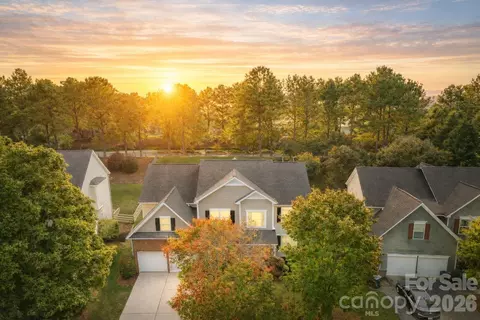 113 Steeplechase Ave, Mooresville, NC 28117