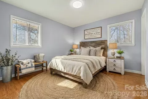 Bedroom - 2601 Devon Dr, Dallas, NC 28034 photo 5 of 7