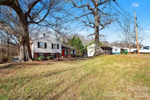 Other - 2601 Devon Dr, Dallas, NC 28034 photo 1 of 10
