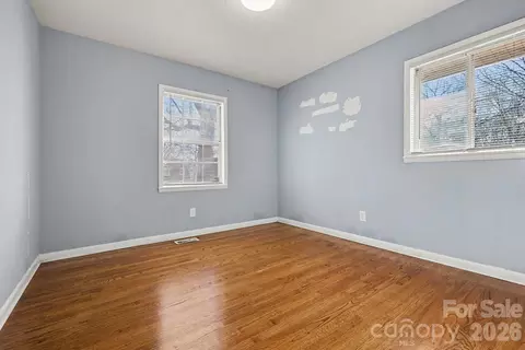 Bedroom - 2601 Devon Dr, Dallas, NC 28034 photo 3 of 7