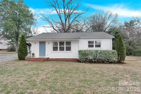 104 Gibson Park Dr, Huntersville, NC 28078