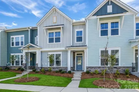 10112 Mamillion Dr, Huntersville, NC 28078