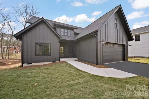 55 Johnson 6 Dr #6, Asheville, NC 28804