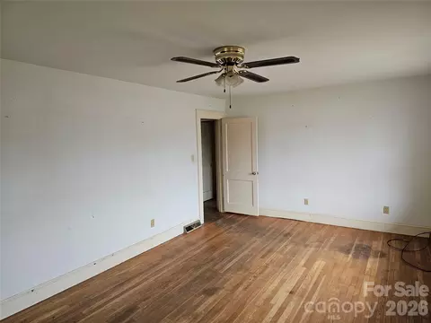 Bedroom - 4061 Springs Rd, Conover, NC 28613 photo 1 of 7
