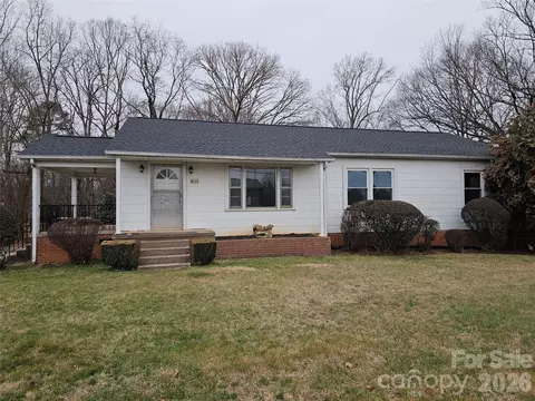 4061 Springs Rd, Conover, NC 28613