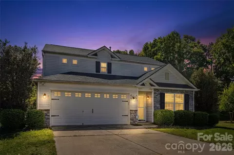 8854 Laurel Run Dr, Charlotte, NC 28269