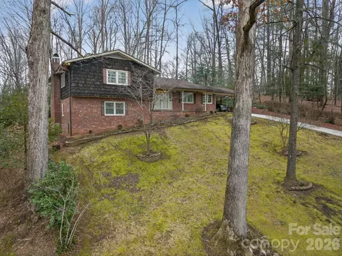 408 Spring Nw St NW, Lenoir, NC 28645