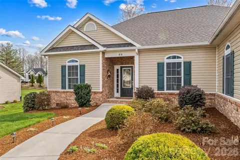 44 Whitman Ct, Taylorsville, NC 28681