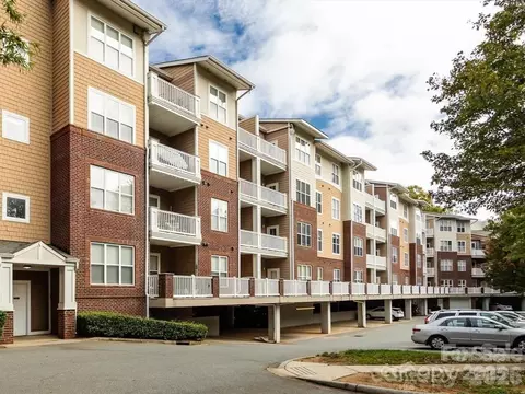 1000 E Woodlawn 113 Rd #113, Charlotte, NC 28209