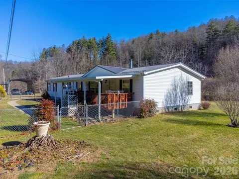 7581 Hwy 441 S Hwy S, Sylva, NC 28779