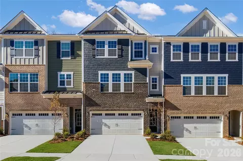 1037 Bandon Dr, Waxhaw, NC 28173