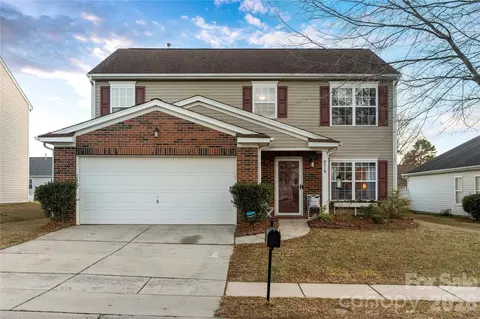 4719 Mortonhall Rd, Charlotte, NC 28215