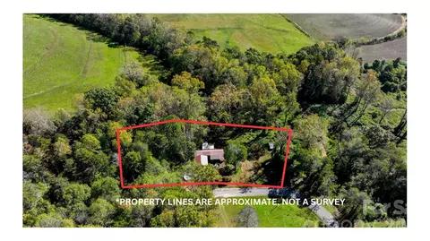 1953 Eckard 24-36 Ave #24-36, Newton, NC 28658
