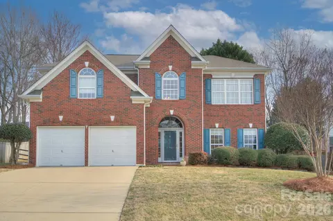 5361 Cambridge Bay Dr, Charlotte, NC 28269