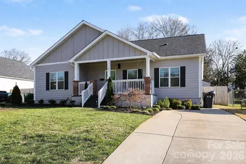 148 N Smallwood Pl, Charlotte, NC 28216
