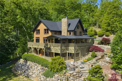 112 Hamburg Mountain Rd, Weaverville, NC 28787