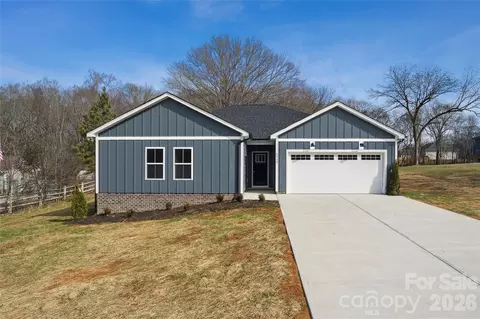 6115 Morehead Rd, Harrisburg, NC 28075