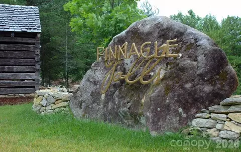 Huckleberry Ridge Lane, Zirconia, NC 28790