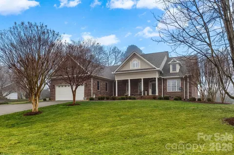 113 Quail Hollow Dr, Kings Mountain, NC 28086