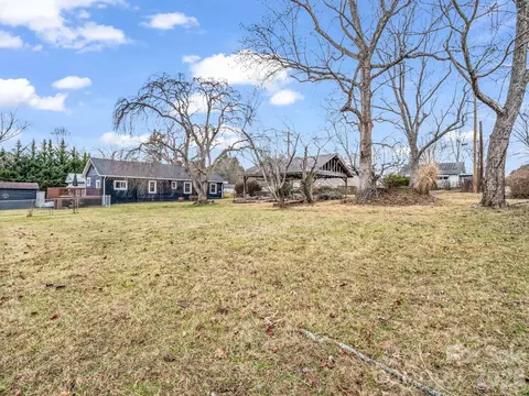 0000 Ray Ave, Hendersonville, NC 28792
