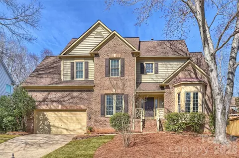 2836 Providence Spring Ln, Charlotte, NC 28270