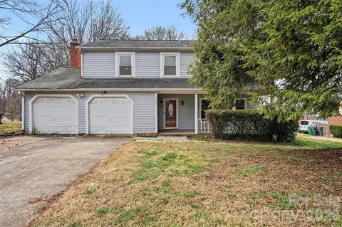 5609 Beaconsfield Rd, Charlotte, NC 28214