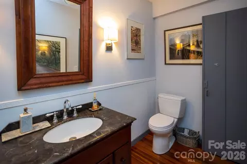 Bath - 15 Chestnut St, Tryon, NC 28782 photo 2 of 4