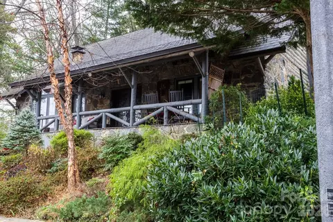 Exterior - 15 Chestnut St, Tryon, NC 28782 photo 2 of 6