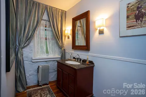 Bath - 15 Chestnut St, Tryon, NC 28782 photo 1 of 4