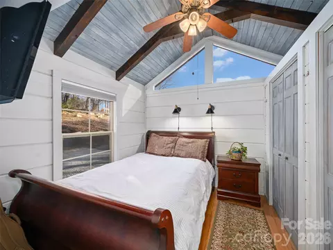 Bedroom - 623 Overlook Dr, Spruce Pine, NC 28777 photo 1 of 2