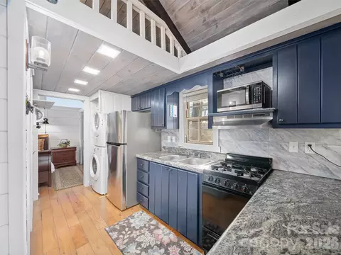 Other - 623 Overlook Dr, Spruce Pine, NC 28777 photo 3 of 8