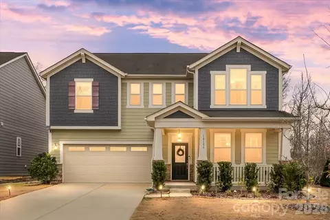 14106 Magnolia Walk Dr, Huntersville, NC 28078