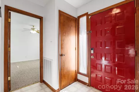 Entry Way - 27077 Catamaran Dr, Tega Cay, SC 29708 photo 3 of 4